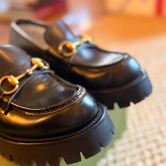Gucci black leather horsebit lug sole loafers 37.5 - Picture 6 of 8